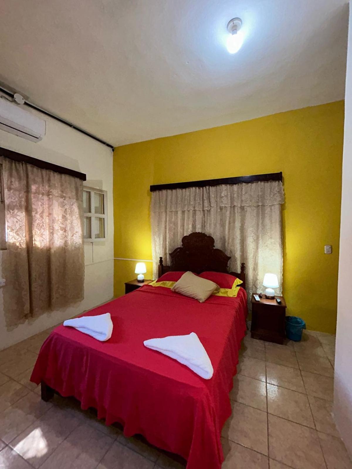Casa Maya Itza Flores Ngoại thất bức ảnh