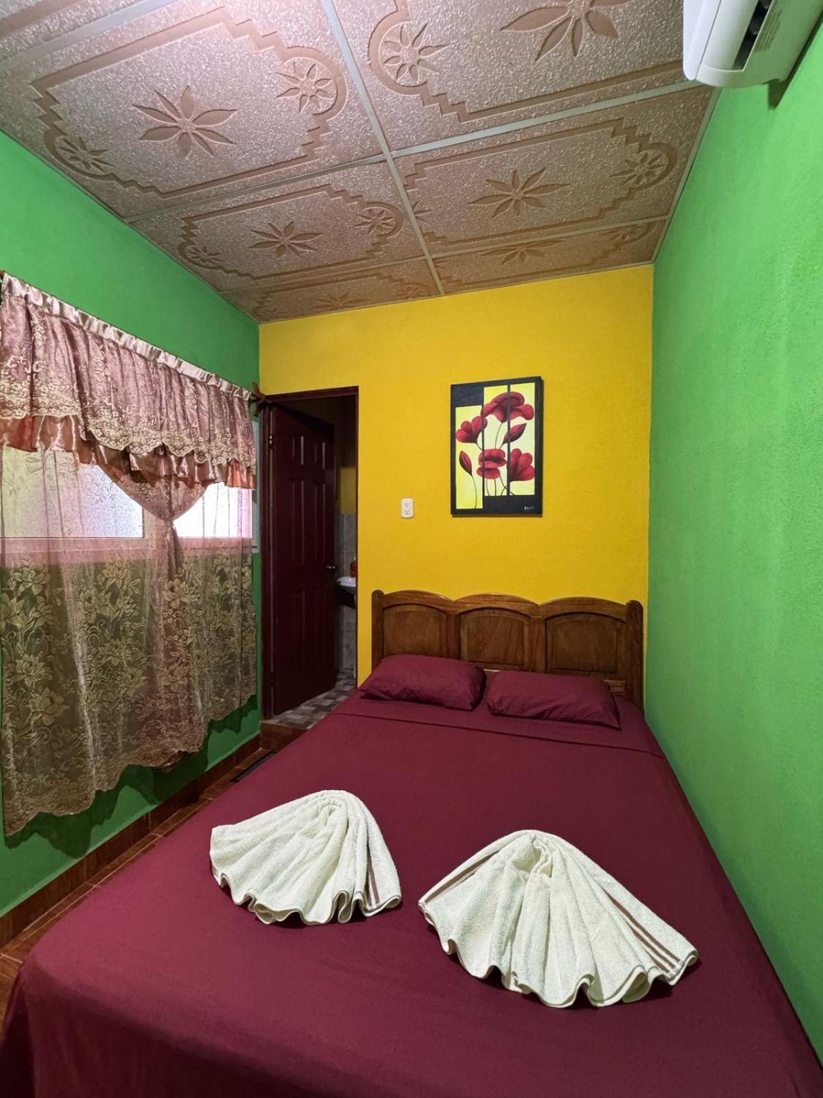 Casa Maya Itza Flores Ngoại thất bức ảnh