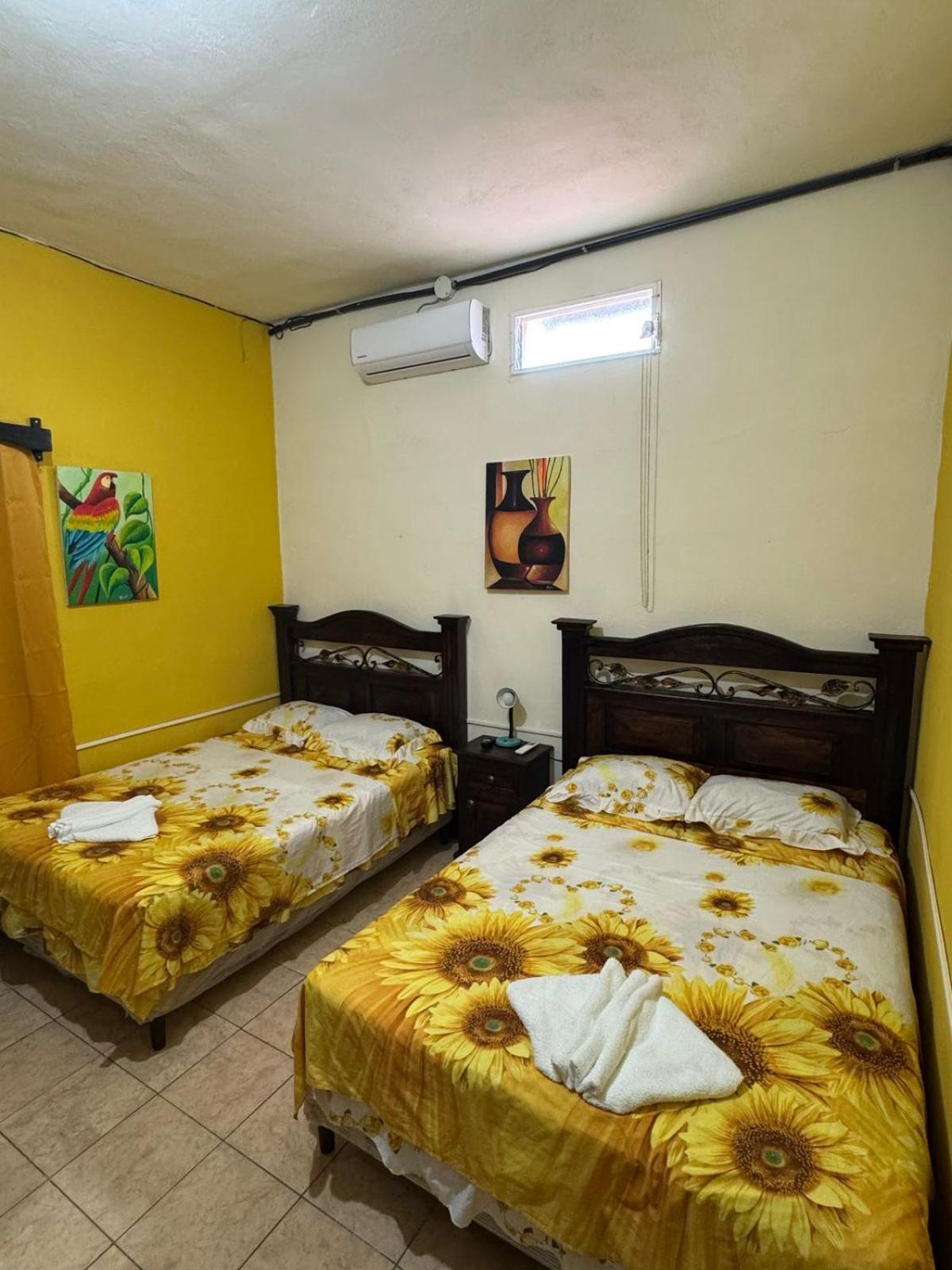 Casa Maya Itza Flores Ngoại thất bức ảnh