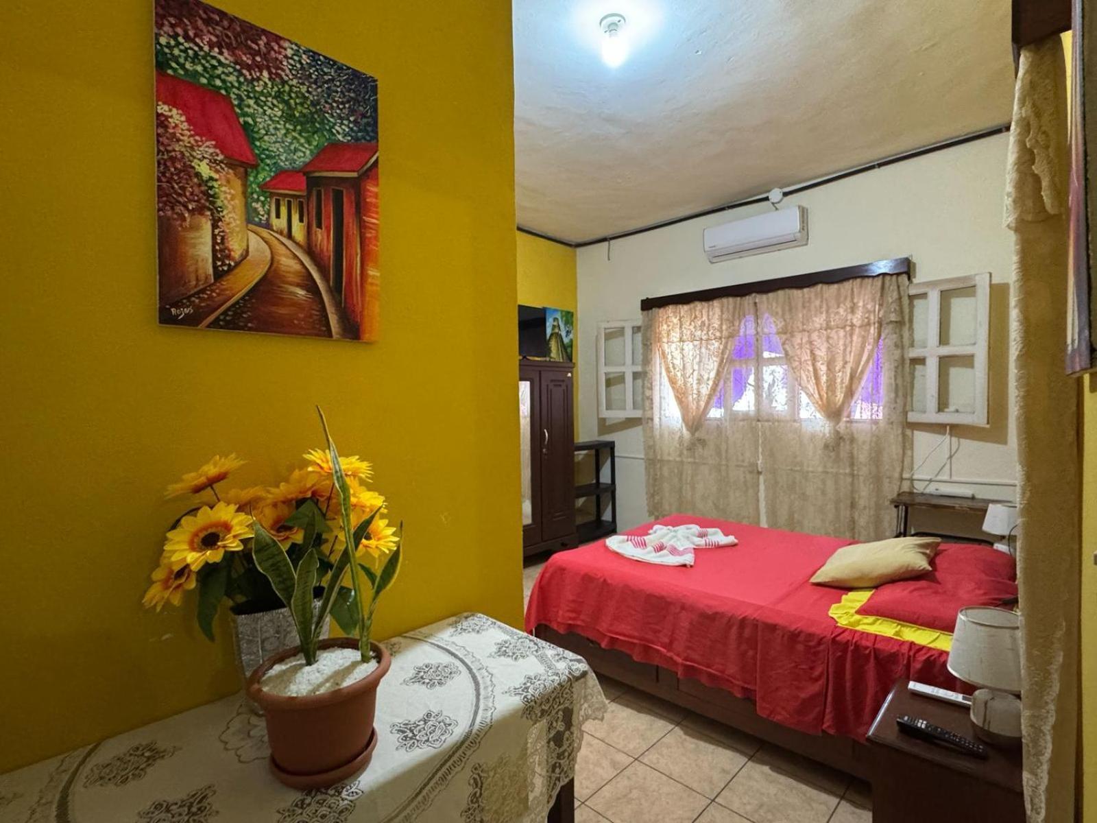 Casa Maya Itza Flores Ngoại thất bức ảnh