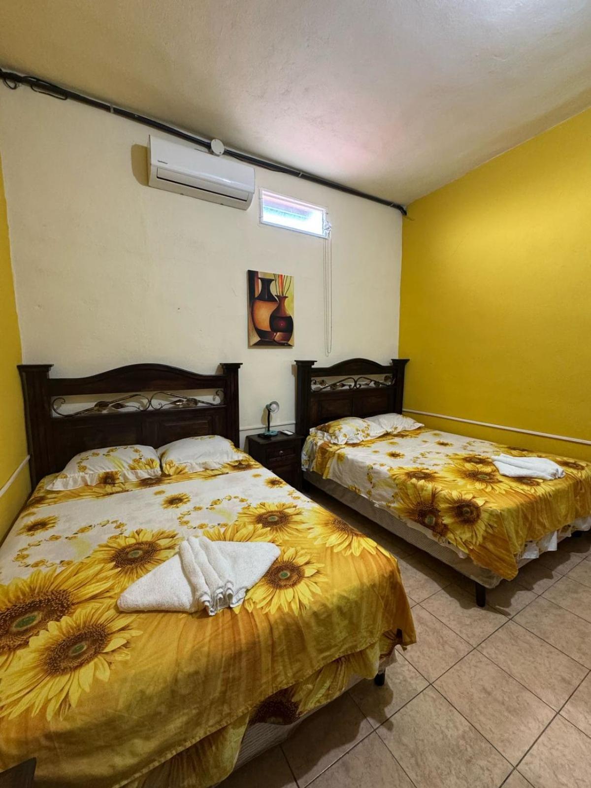 Casa Maya Itza Flores Ngoại thất bức ảnh